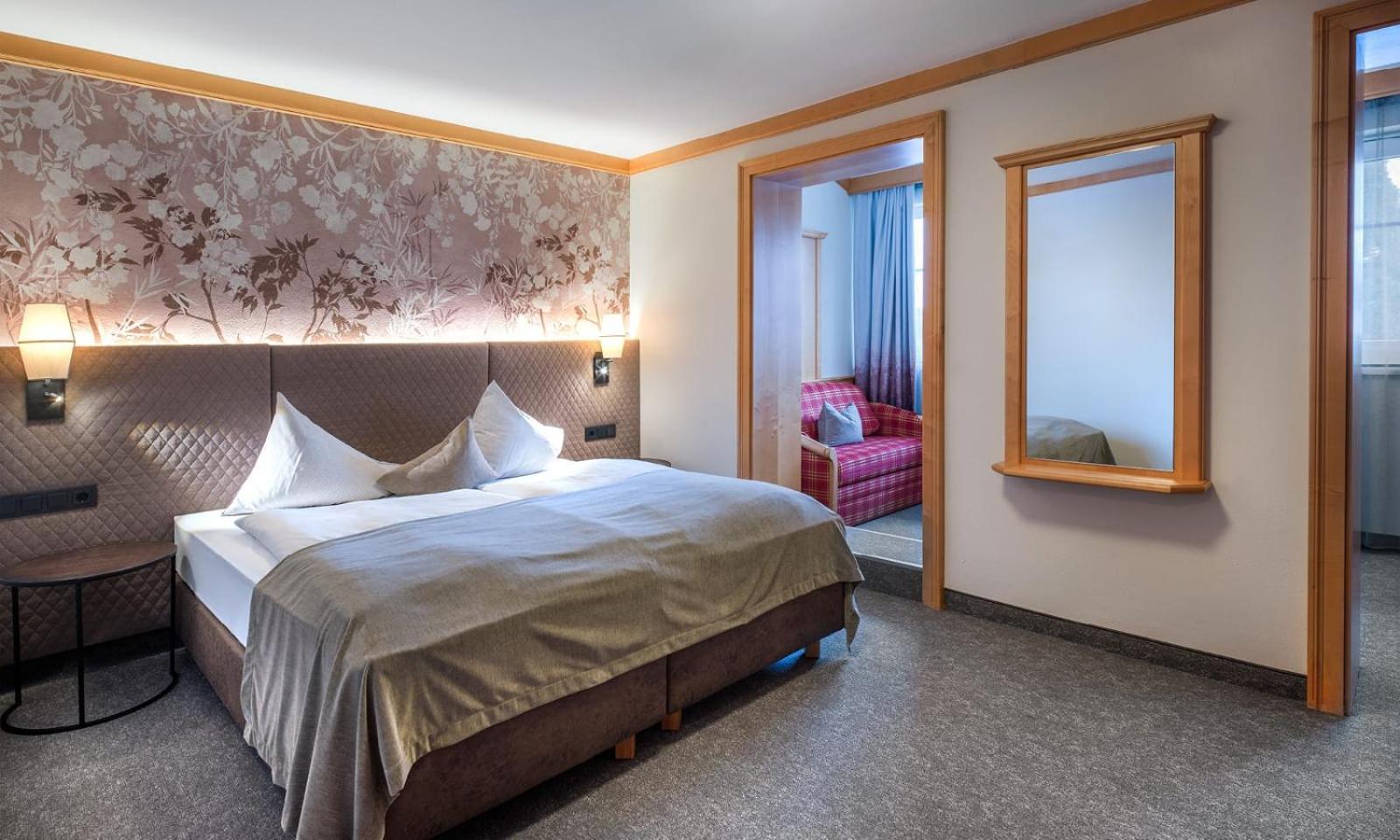 וואלס Hotel Koeniggut מראה חיצוני תמונה