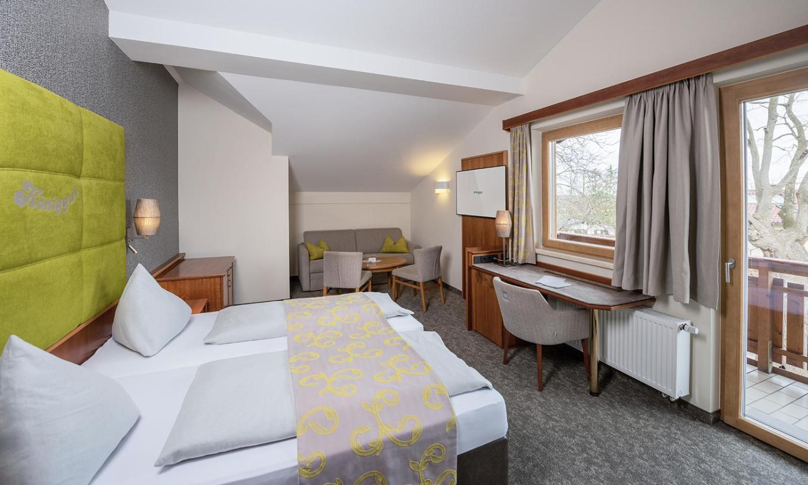 וואלס Hotel Koeniggut מראה חיצוני תמונה
