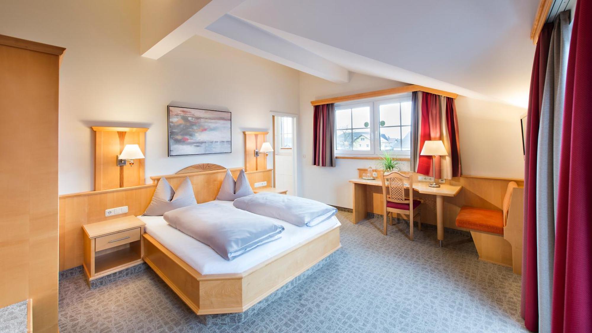 וואלס Hotel Koeniggut מראה חיצוני תמונה