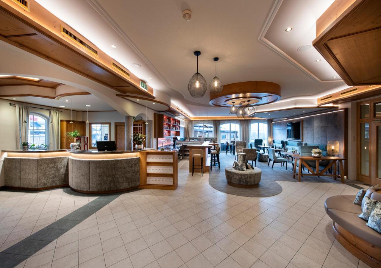 וואלס Hotel Koeniggut מראה חיצוני תמונה