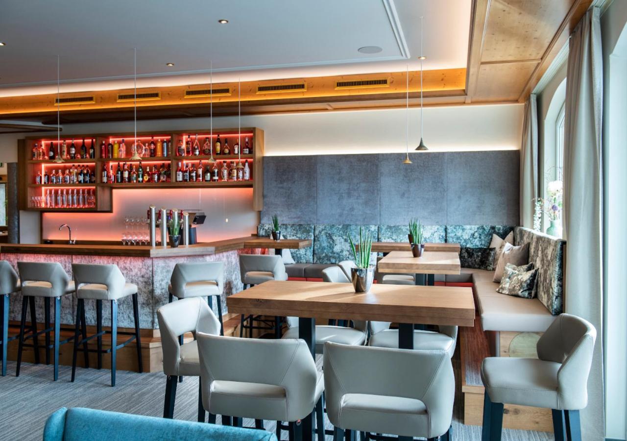 וואלס Hotel Koeniggut מראה חיצוני תמונה